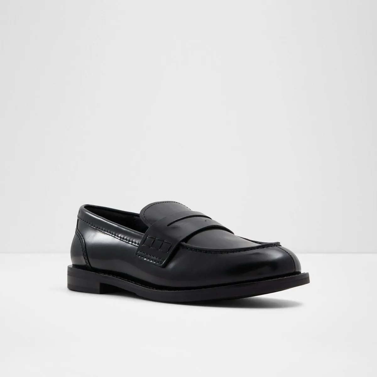 Adibaen Loafers